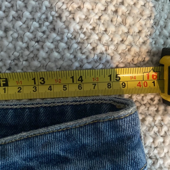 AMO Tomboy Relaxed Jeans - Picture 12 of 13